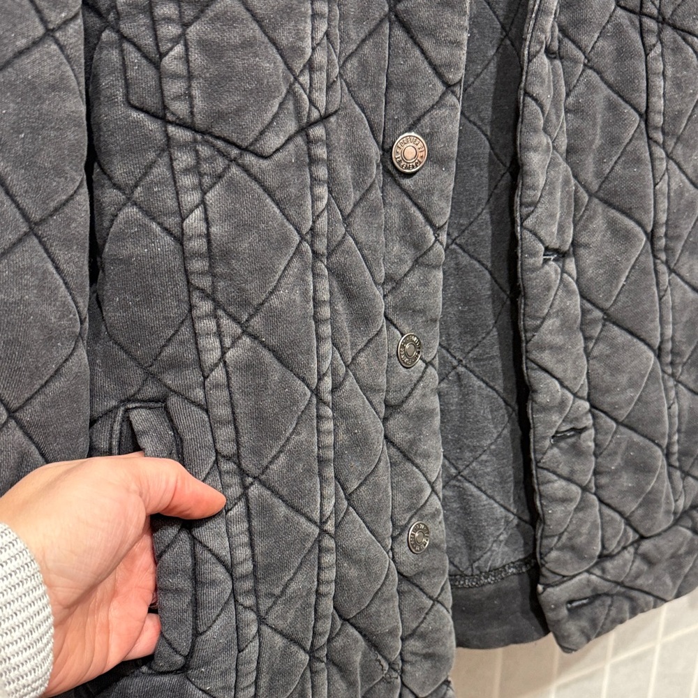 Forever 21 Womens Charcoal Quilted Jacket Size S - Picture 4 of 7